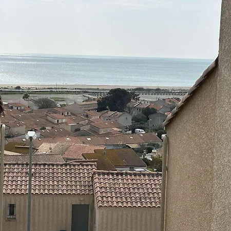 Maison 2 Pieces Mezzanine A Saint Pierre La Mer, Terrasse Et Parking Prive - Fr-1-229d-154