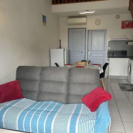 Maison 2 Pieces Mezzanine A Saint Pierre La Mer, Terrasse Et Parking Prive - Fr-1-229d-154 * Fleury (Aude)